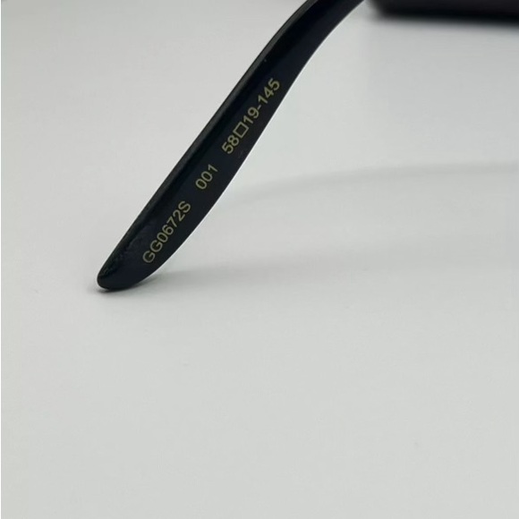 1 little scratche - Picture 8 of 9